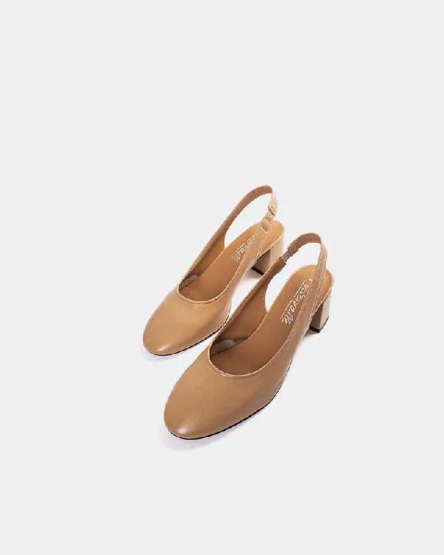 Women's velvet - covered stiletto heel pumps for a luxurious lookJarotes Camel Leather Women's velvet - covered stiletto heel pumps for a luxurious lookJarotes Camel Leather
