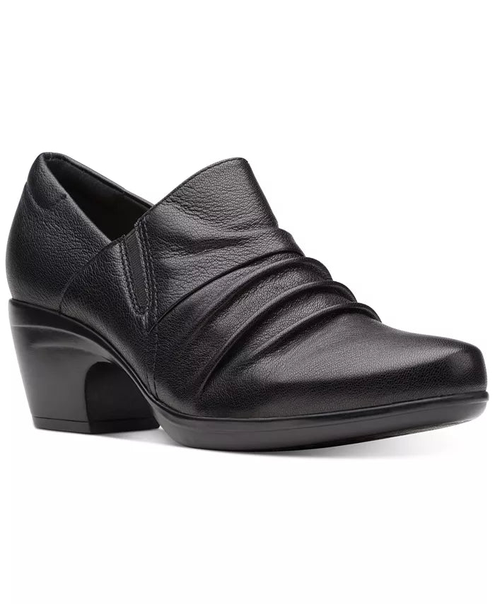 Women's ankle - strap fashion & dress shoes with a crystal - embellished buckle for a glamorous touch Clarks Emily Cove Black 67957 Women's ankle - strap fashion & dress shoes with a crystal - embellished buckle for a glamorous touch Clarks Emily Cove Black 67957