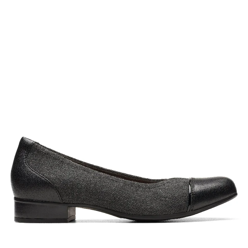 Women's Geometric - Patterned Loafers in Multicolor for a Fashion - Forward Look Clarks Juliet Step in Black Textile Women's Geometric - Patterned Loafers in Multicolor for a Fashion - Forward Look Clarks Juliet Step in Black Textile