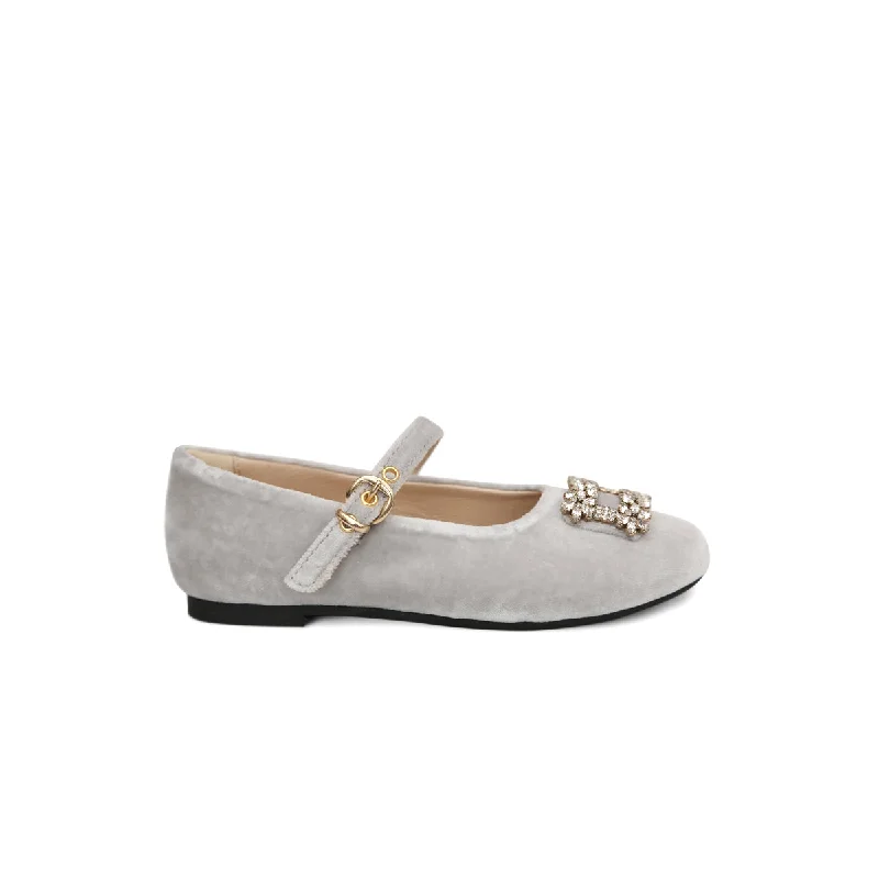 Women's strappy fashion & dress shoes with a woven leather design for a high - end look Lila Velvet Shoes Women's strappy fashion & dress shoes with a woven leather design for a high - end look Lila Velvet Shoes