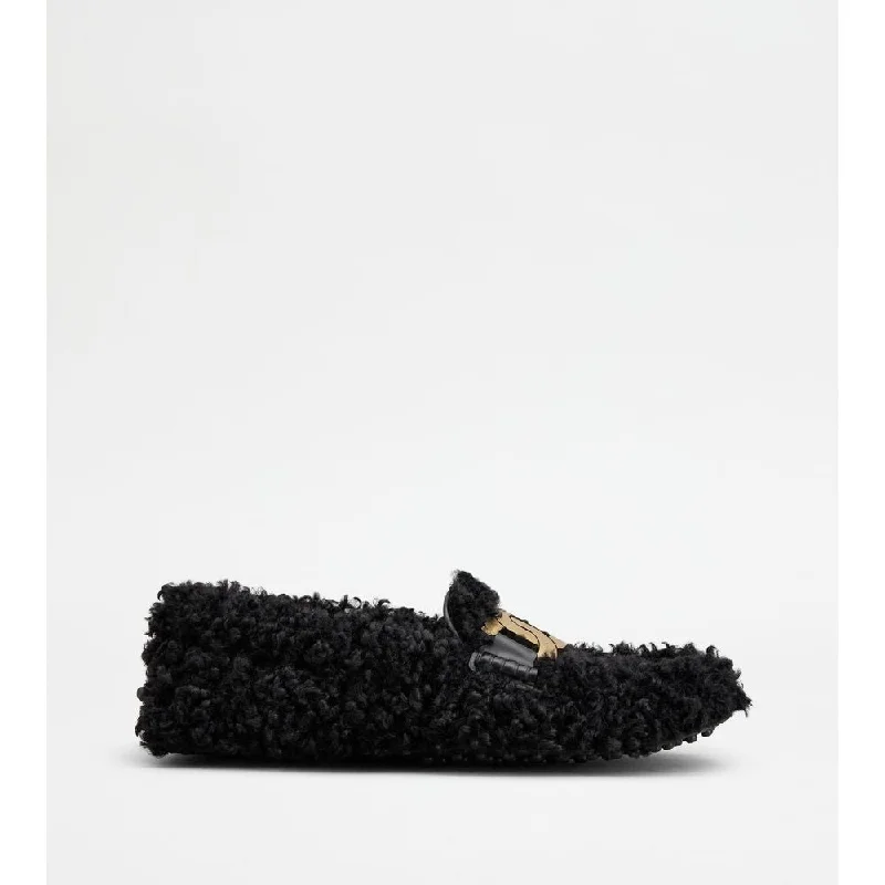Women's Bow - Embellished Loafers in Red for a Feminine Touch Kate Gommino Driving Shoes in Faux Fur and Leather Women's Bow - Embellished Loafers in Red for a Feminine Touch Kate Gommino Driving Shoes in Faux Fur and Leather