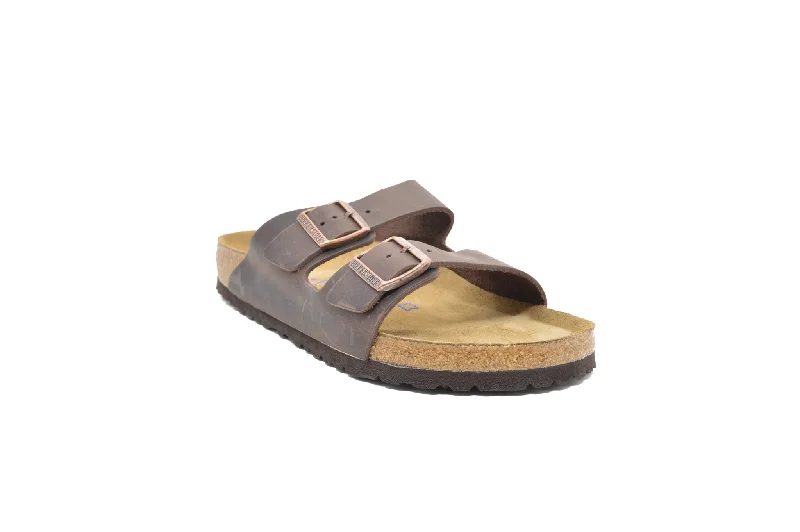 Plus Size Women's Wide - Width Platform Sandals in Black for Added Comfort and HeightBIRKENSTOCK Arizona Soft Footbed Oiled Leather Plus Size Women's Wide - Width Platform Sandals in Black for Added Comfort and HeightBIRKENSTOCK Arizona Soft Footbed Oiled Leather