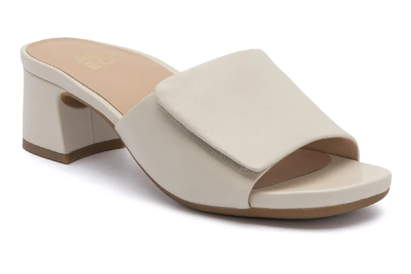 Women's Flat Slide Sandals with a Memory Foam Insole in White for All - Day ComfortAvenue Slide Metatarsal