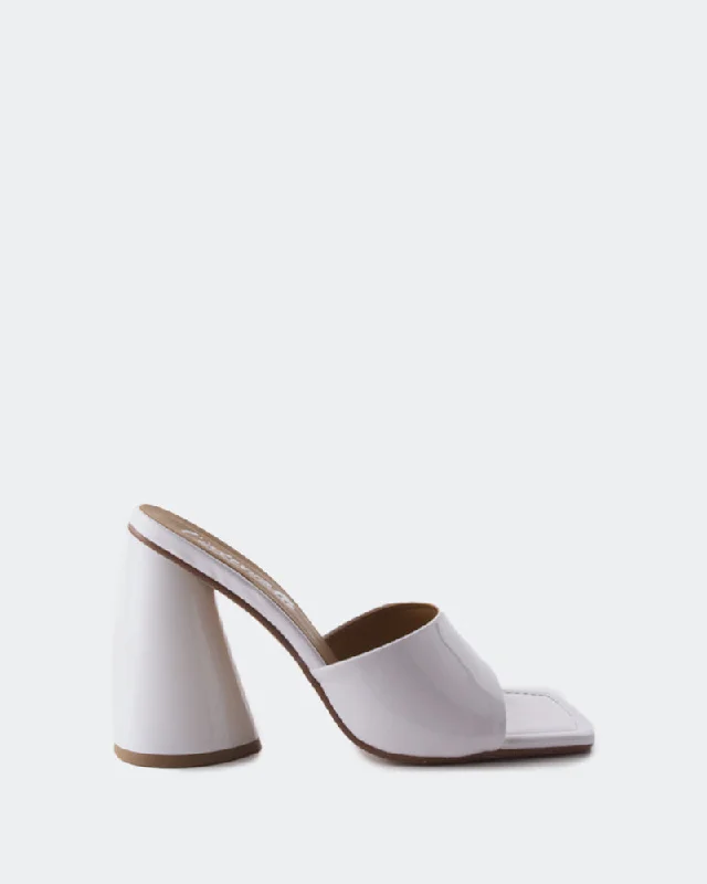 Adjustable Strap Women's Sandals with a Padded Heel in Pink for a Custom FitAlaya White Patent