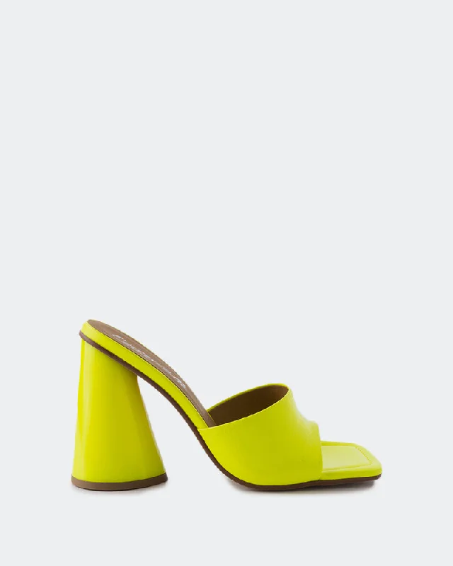Women's Flat Slide Sandals with a Memory Foam Insole in White for All - Day ComfortAlaya Yellow Neon