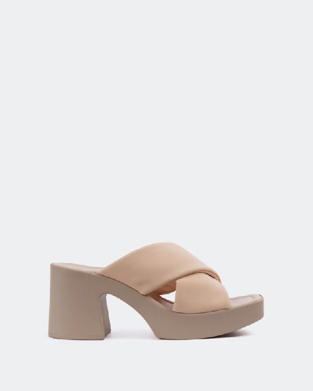 Lightweight Women's Mesh - Paneled Sandals in Yellow for BreathabilityBarletta Nude Lycra