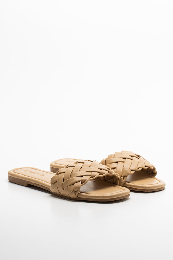 Women's Strappy Gladiator Sandals with Buckle Closures in Tan for a Boho LookBraided Mule Sandal Natural