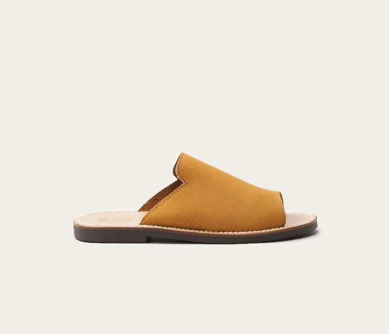 Women's Sandals with a Wedge Heel and a Tassel Detail in Orange for a Trendy LookNatural Castle