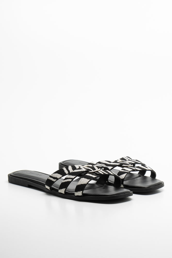 Lightweight Women's Mesh - Paneled Sandals in Yellow for BreathabilityCircle Trim Sandal Black & White