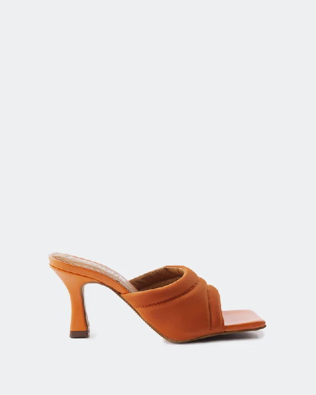 Women's Flat Slide Sandals with a Memory Foam Insole in White for All - Day ComfortDamiana Orange Nylon