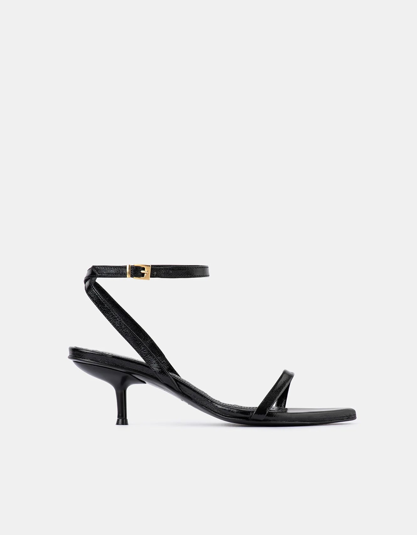 Shock - Absorbing Women's Sandals with a Soft Insole in Black for Active LifestylesDoF Leona Black Patent