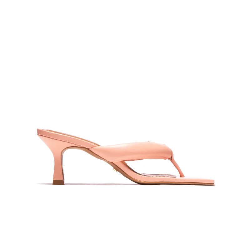Adjustable Strap Women's Sandals with a Padded Heel in Pink for a Custom FitGardenia Pink Leather