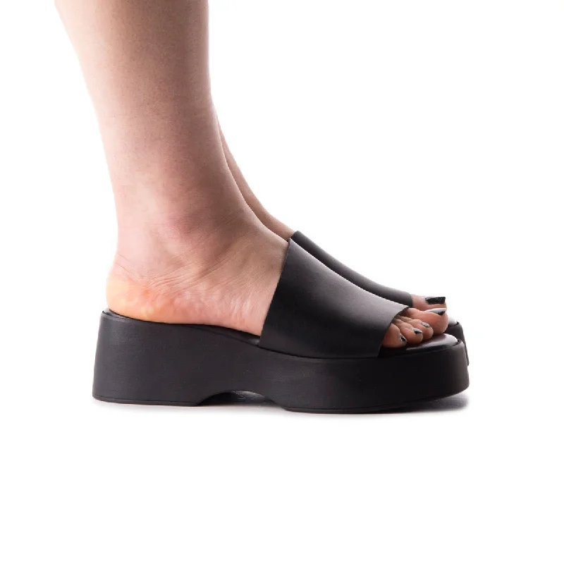 Women's Sandals with a Floral - Printed Upper in Pink for a Feminine Spring LookHatsu Black Leather