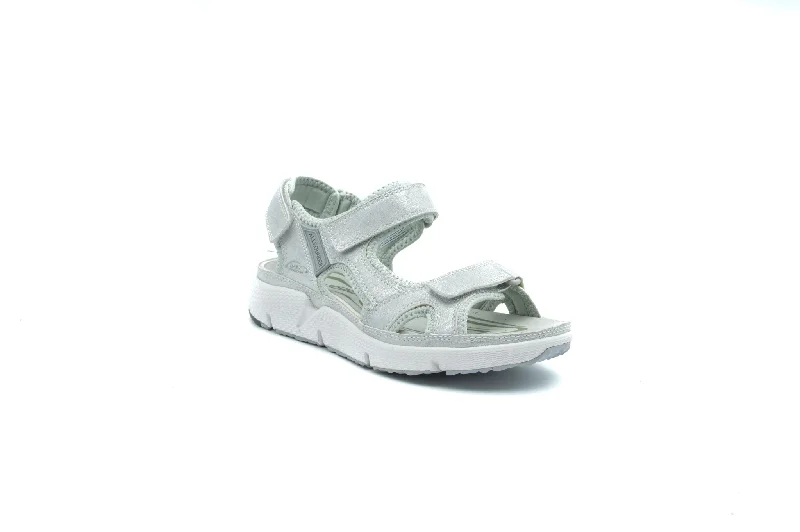 Anti - Slip Women's Sandals with a Grooved Sole in Green for Outdoor AdventuresALLROUNDER ITS ME Anti - Slip Women's Sandals with a Grooved Sole in Green for Outdoor AdventuresALLROUNDER ITS ME