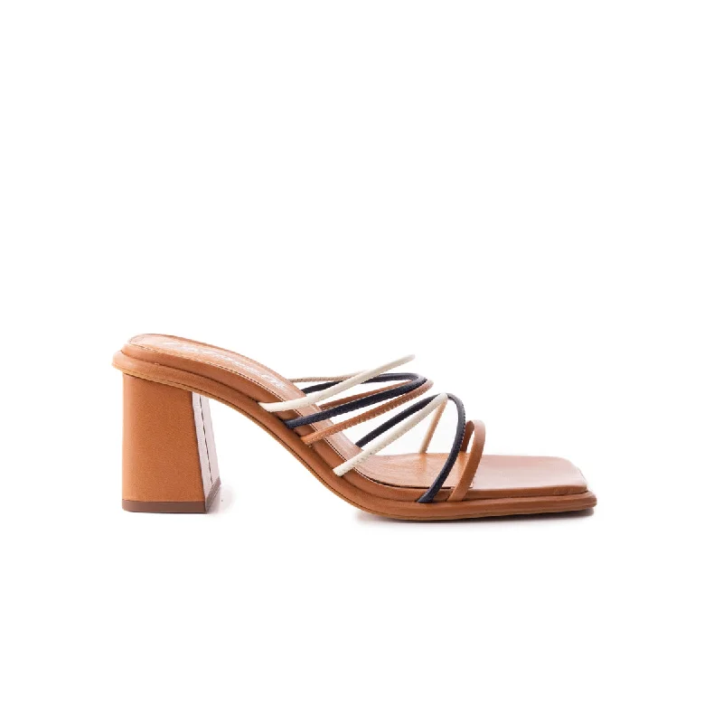 Anti - Slip Women's Sandals with a Grooved Sole in Green for Outdoor AdventuresLarisa Tan Multi Leather