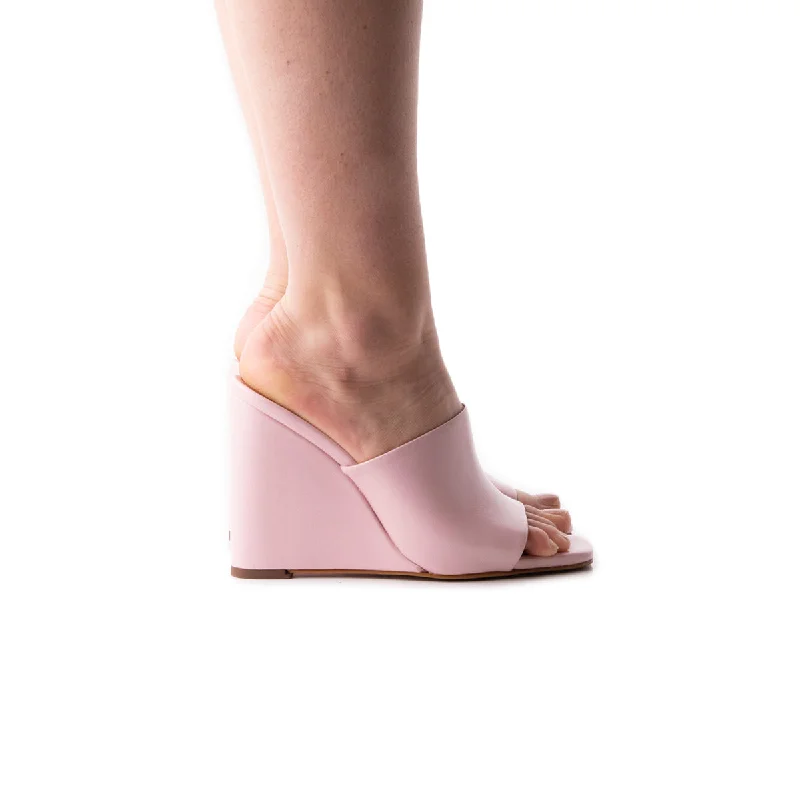 Elastic - Strap Women's Sandals with a Padded Toe in Teal for Easy On - and - OffMinerva Light Pink Leather