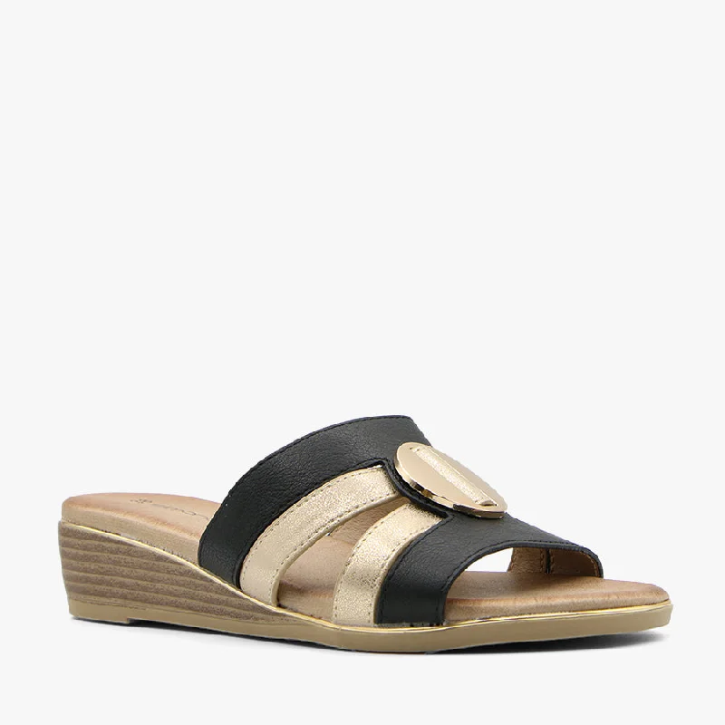 Women's Thong Sandals with a Beaded Design in Multicolor for a Beachy AestheticPIKEY BLACK
