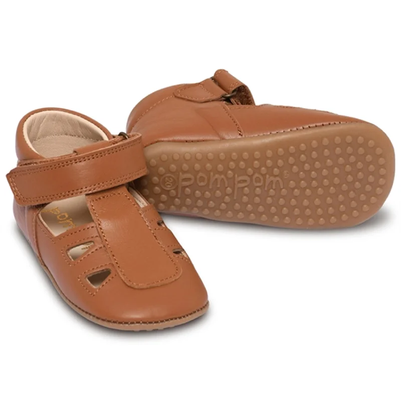 Women's Sandals with a Wedge Heel and a Tassel Detail in Orange for a Trendy LookPom Pom Beginners Sandal Camel
