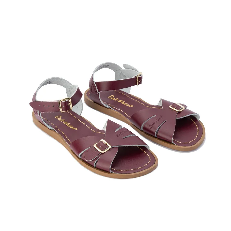Child - Friendly Women's Sandals with a Secure Buckle in Purple for Moms on the GoSalt Water Classic Claret - Women