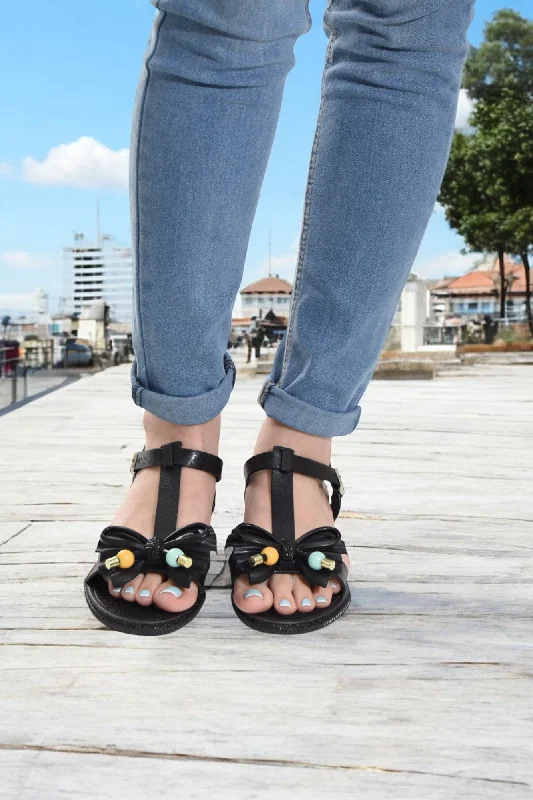 Elastic - Strap Women's Sandals with a Padded Toe in Teal for Easy On - and - OffBlack Jelly Sandals