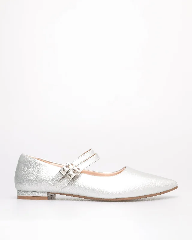 Women's Sandals with a Floral - Printed Upper in Pink for a Feminine Spring LookTomaz NN361 Ladies Ballerina Buckle Flats (Silver) Women's Sandals with a Floral - Printed Upper in Pink for a Feminine Spring LookTomaz NN361 Ladies Ballerina Buckle Flats (Silver)
