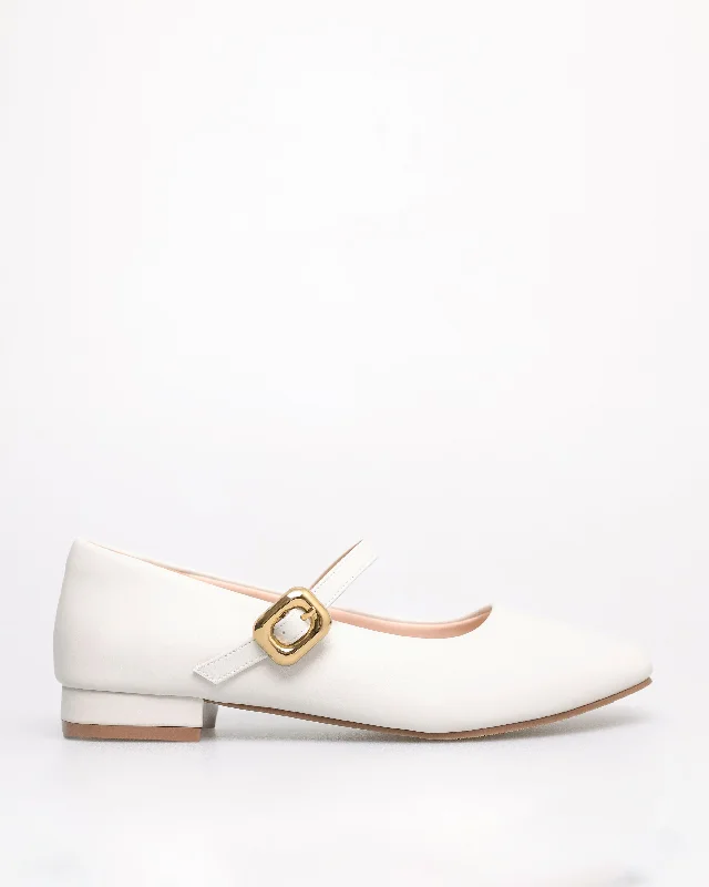 Women's Cork - Soled Espadrille Sandals with a Rope - Trimmed Upper in Navy for a Summer VibeTomaz NN364 Ladies Buckle Flats (Cream) Women's Cork - Soled Espadrille Sandals with a Rope - Trimmed Upper in Navy for a Summer VibeTomaz NN364 Ladies Buckle Flats (Cream)