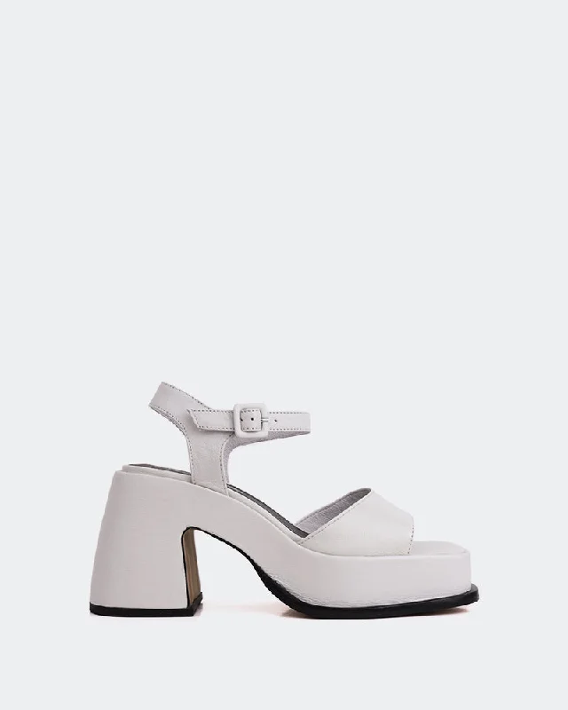 Women's Sandals with a Glitter - Coated Strap in Gold for a Sparkly Summer OutfitValtos White Leather