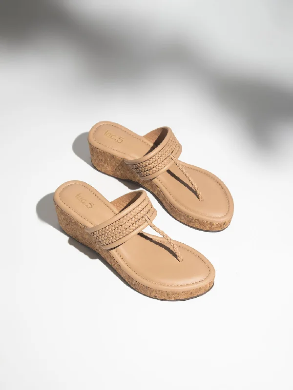 Women's Ankle - Strap Sandals with a Block Heel in Red for a Sophisticated StyleWomen Beige Textured Platform Sandals