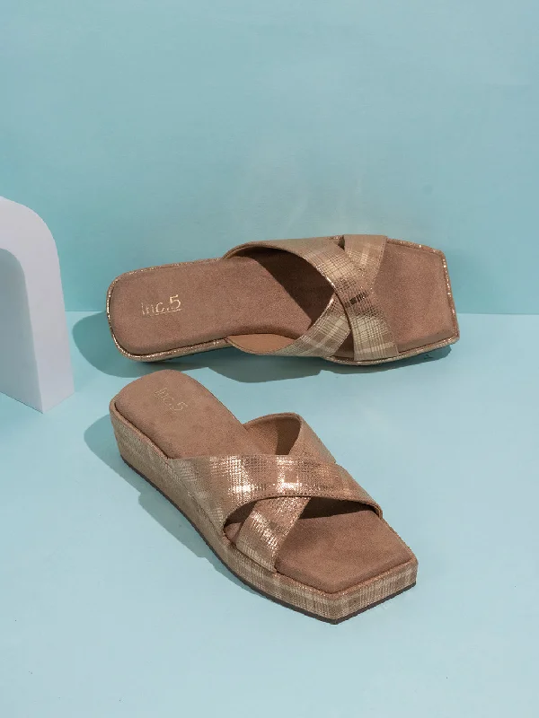 Sustainable Women's Recycled Material Sandals in Beige for Eco - Conscious ShoppersWomens Beige Printed Cross Strap Casual Wedge Heel Sandals