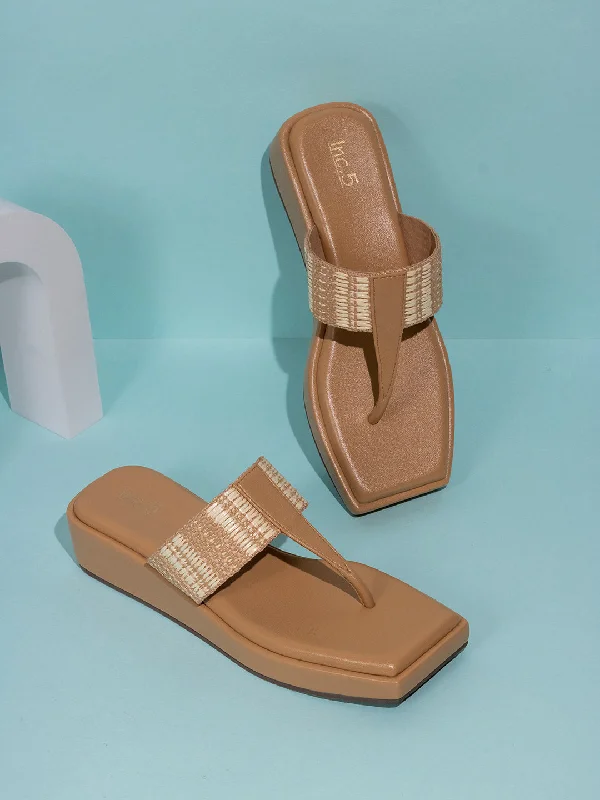 Women's Strappy Gladiator Sandals with Buckle Closures in Tan for a Boho LookWomens Beige Printed T Strap Casual Wedge Heel Sandals