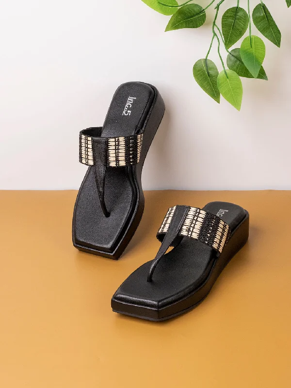 Lightweight Women's Mesh - Paneled Sandals in Yellow for BreathabilityWomens Black Printed T Strap Casual Wedge Heel Sandals