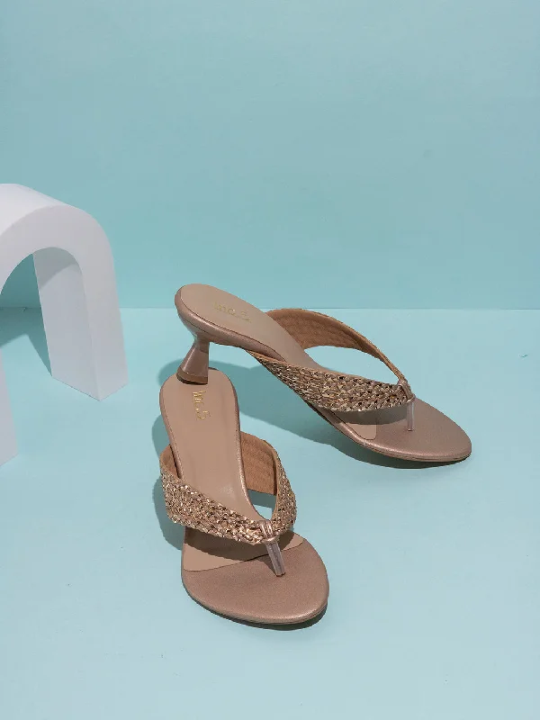 Women's Strappy Gladiator Sandals with Buckle Closures in Tan for a Boho LookWomens Rose Golden Printed V Strap Party Wear Kitten Heel Sandals
