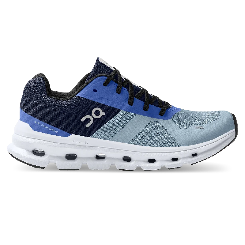 Women's Running Shoes with a Toe Box Reinforcement in Silver for Toe ProtectionCloudrunner