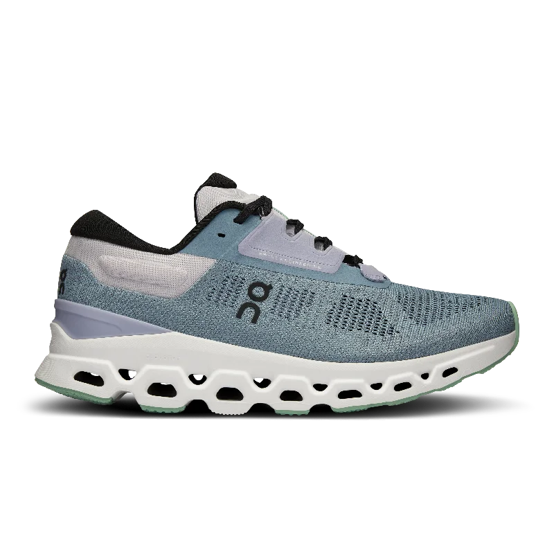 Low - Profile Women's Running Shoes in Khaki for a Sleek and Fast LookCloudstratus 3 Low - Profile Women's Running Shoes in Khaki for a Sleek and Fast LookCloudstratus 3