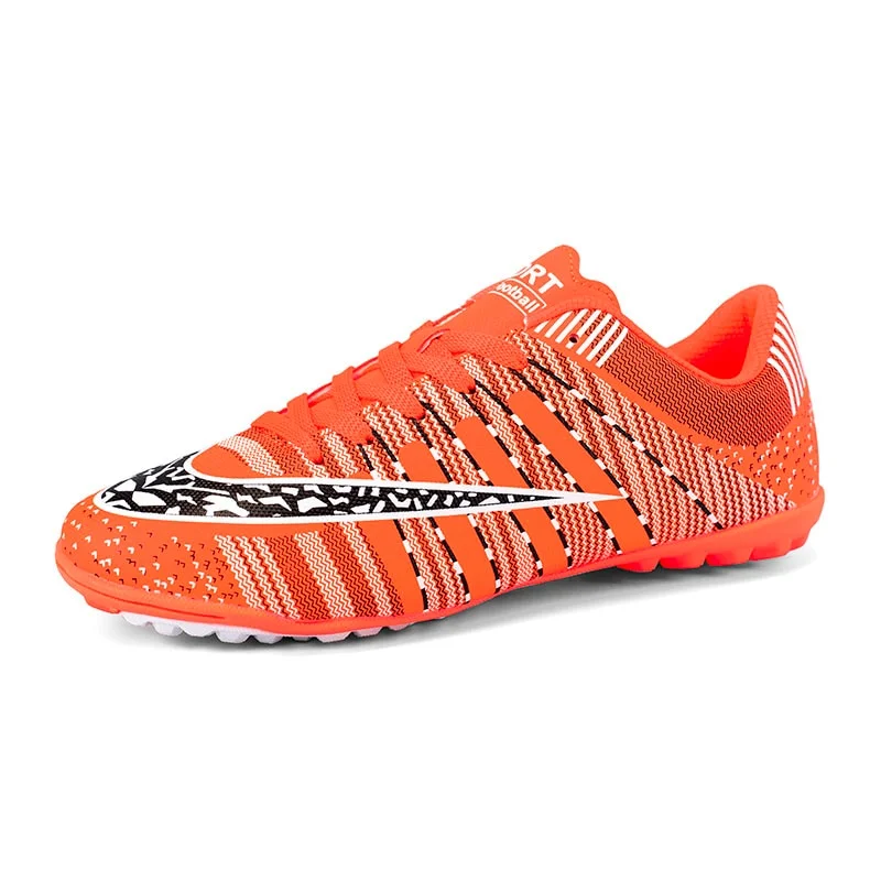 Women's soccer shoes with a lateral support systemFootball Boots Soccer Shoes