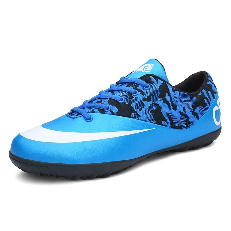 Women's soccer shoes with a custom - fit lacing systemProfessional Soccer Shoes Football
