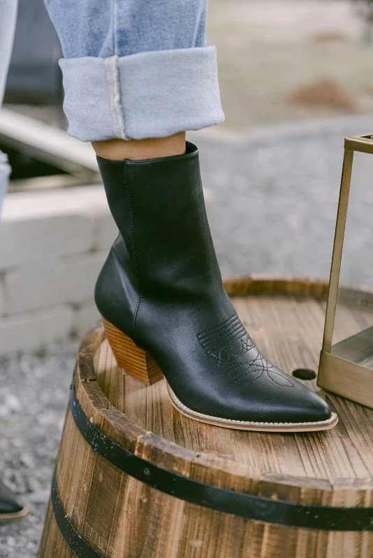 women's booties with block heelBlack Fancy Pointed Toe Booties