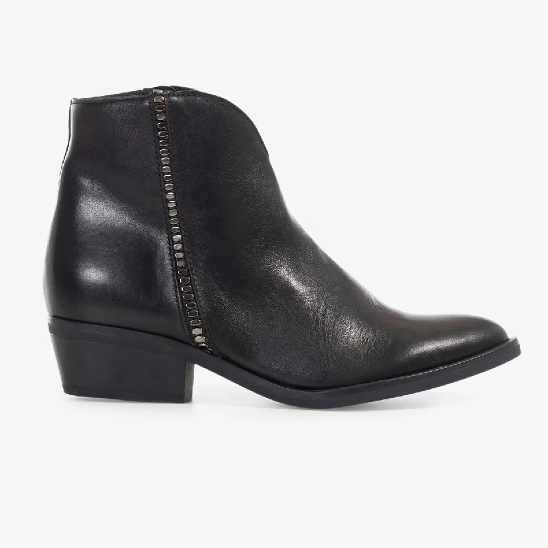 women's booties with elastic sidesDelman
