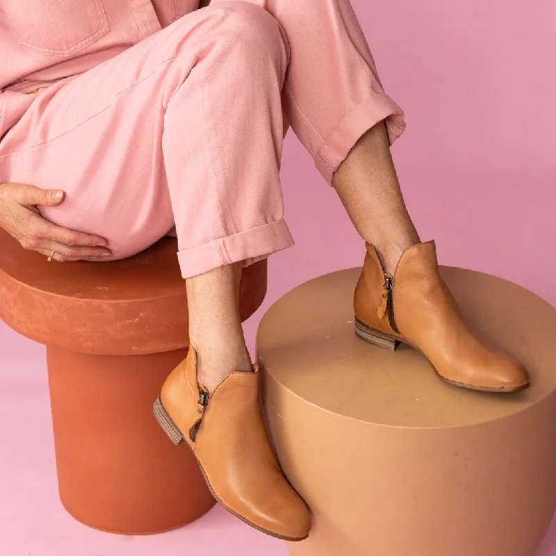 women's ankle boots with zippersFaye D&J