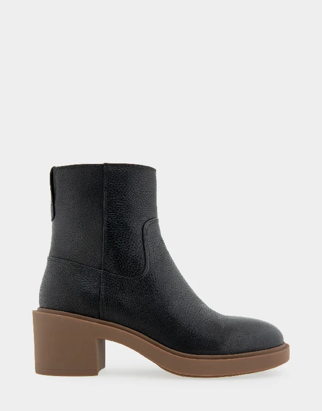 women's ankle boots with zippersGarie