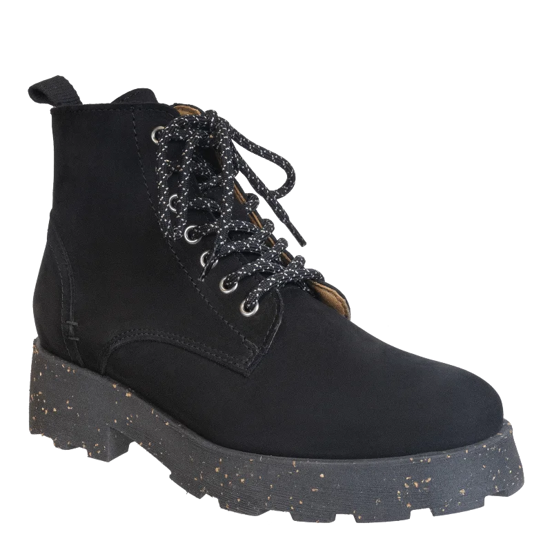 women's booties with elastic sidesIMMERSE in BLACK Heeled Cold Weather Boots