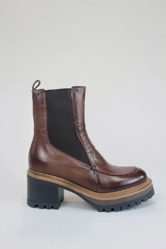 women's ankle boots with kitten heelsMJUS T64204 Heeled Boot in Chocolate
