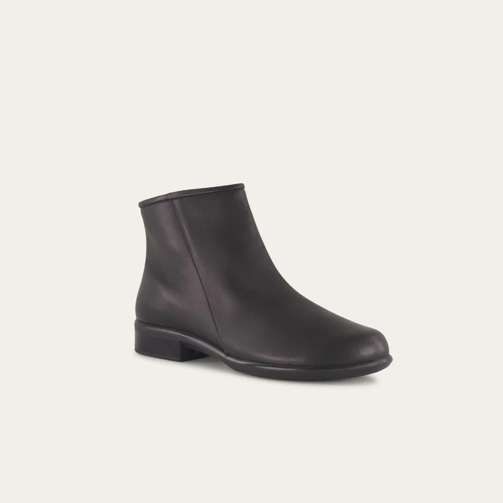 women's booties with velvetNaot Norther