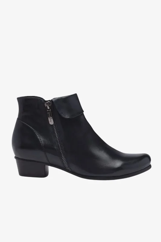women's ankle boots with adjustable strapsSTEFANY-333 Navy