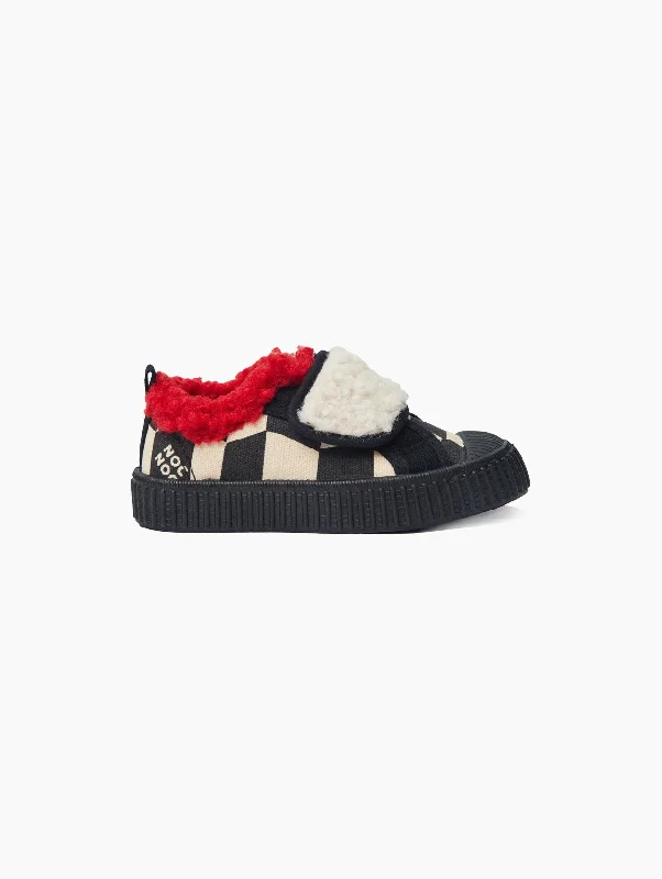 Women's canvas shoes with a floral - embroidered tongueCashmere Canvas Shoes