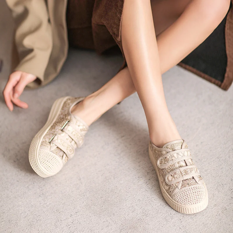 Unisex canvas sneakers with a breathable mesh liningWomen Fashion Breathable Velcro Flat Casual Shoes